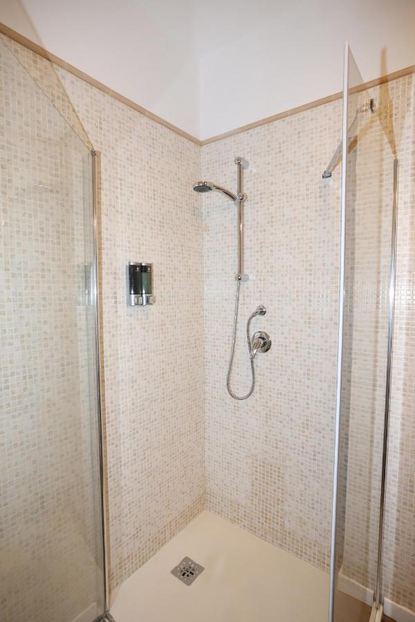 Unique Luxury And Apartment Rom