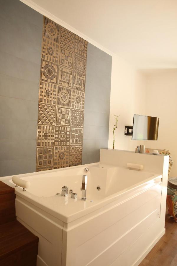 Unique Luxury And Rom